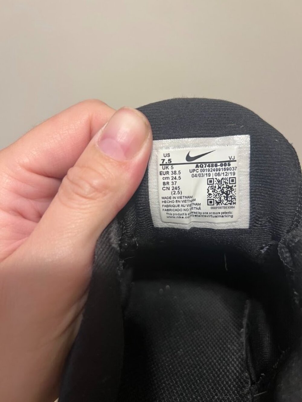 Nike Downshifter 9 Running Shoes, Black - Women's Size 7.5 - Picture 4 of 8